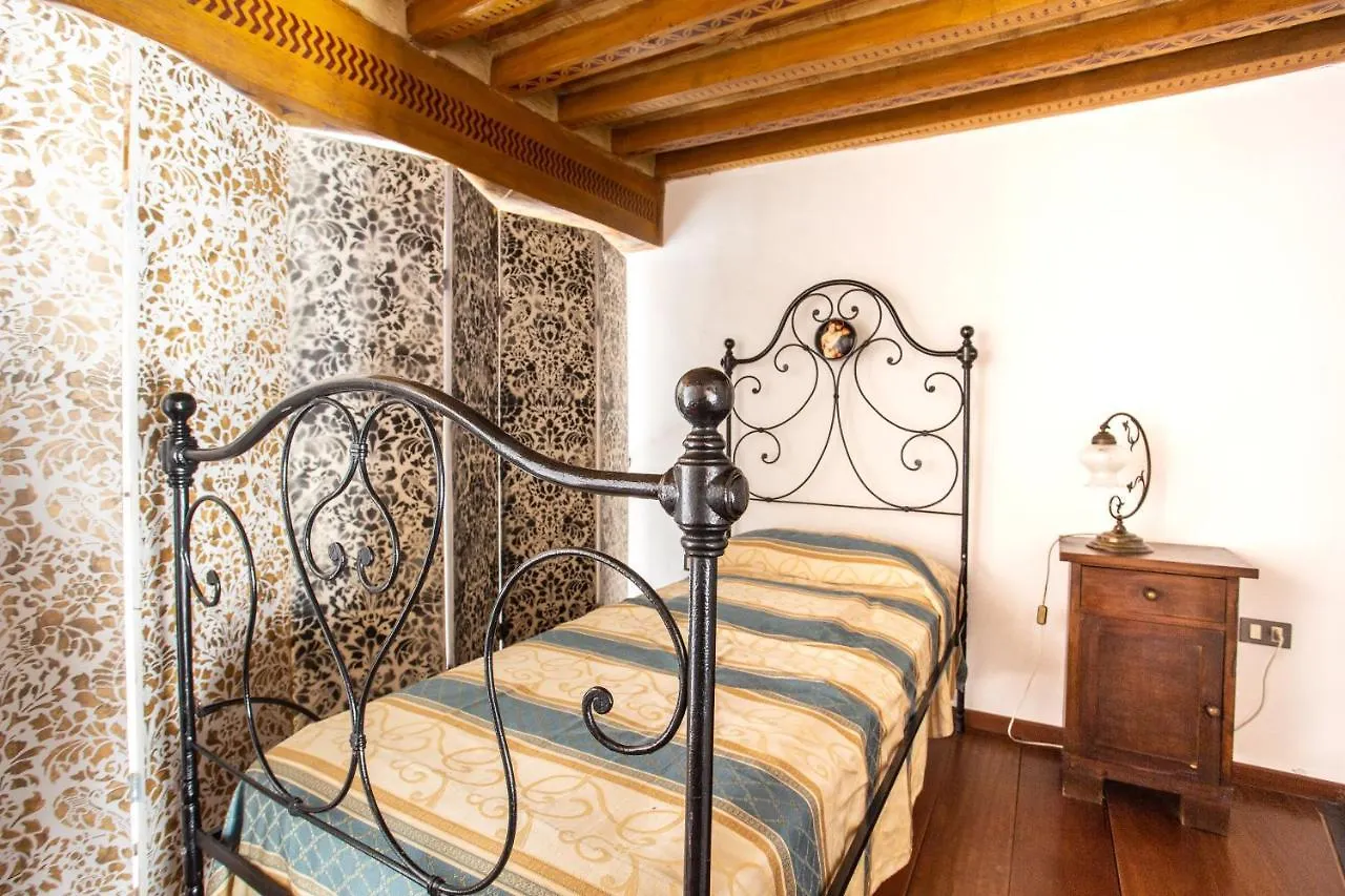 ***  Residenza D'Epoca Palazzo Malfatti Aparthotel Massa Marittima Italy